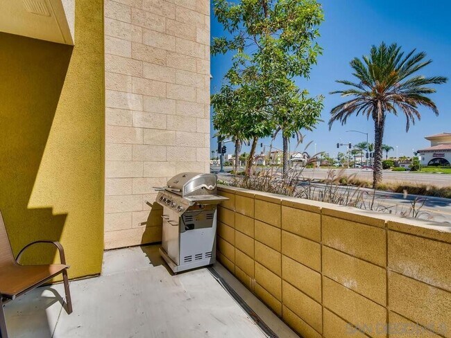 Building Photo - Bright and Modern 2 Bedroom Townhome in Otay Ranch!