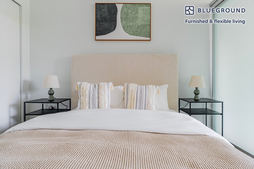 Building Photo - 8709 161st Avenue Northeast