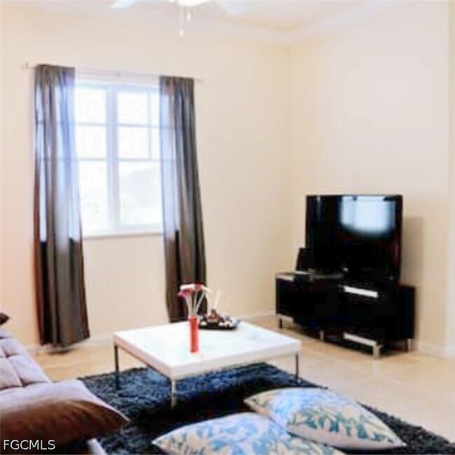 Building Photo - 13100 Bella Casa Cir