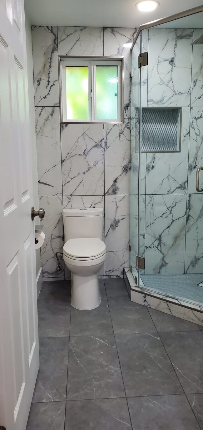 Building Photo - 12402 Killion St