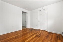 Building Photo - 775 E 5th St