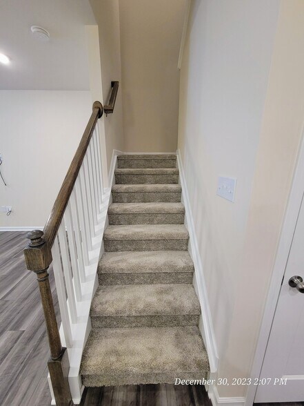 Building Photo - 5604 Preveza Pl