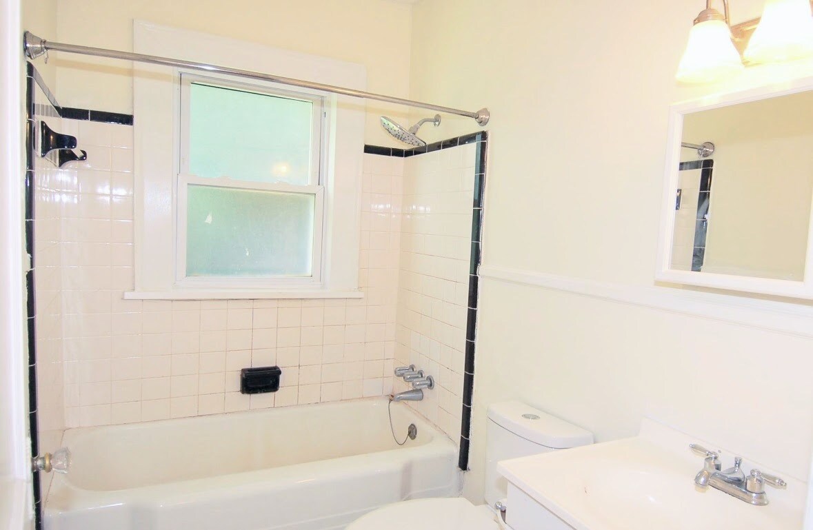 Bath - 815 W Johnson St