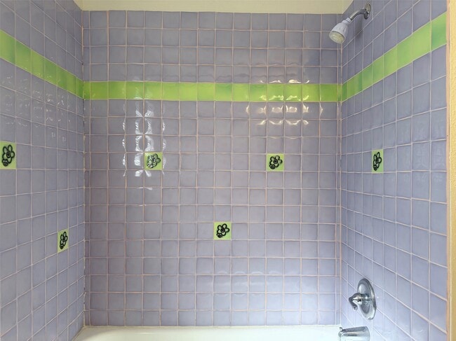 Building Photo - 2222 Sunset Trail