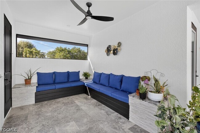 Building Photo - 1102 Mohawk Pkwy