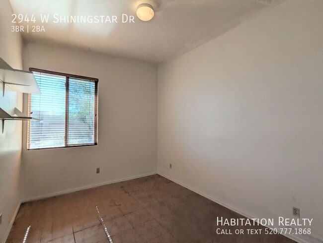 Building Photo - 2944 W Shiningstar Dr