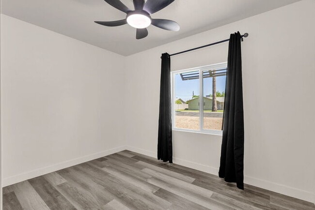 Building Photo - BRAND NEW EVERYTHING IN UPTOWN/BILTMORE AREA
