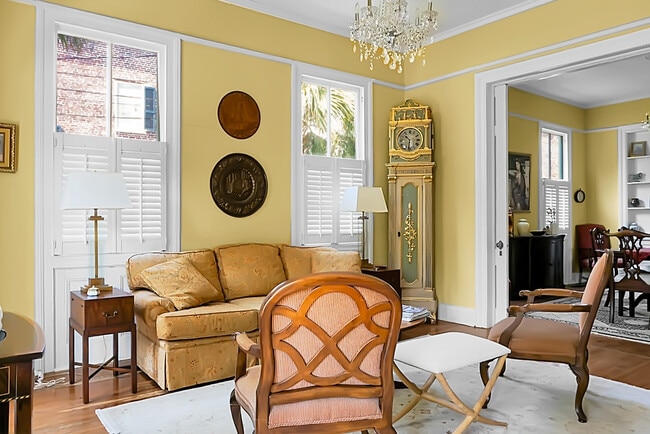 Building Photo - 6 Wentworth St