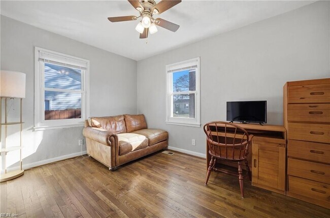 Building Photo - 108 Marcy St