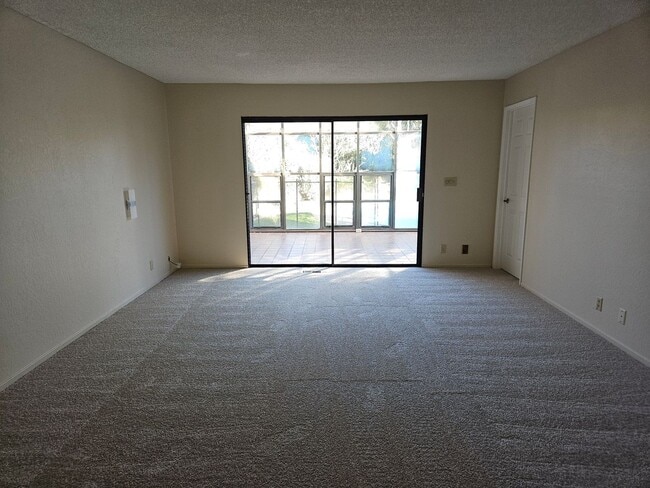 Building Photo - Spacious Willow Glen Home nestled near the end of a quiet cul-de-sac.