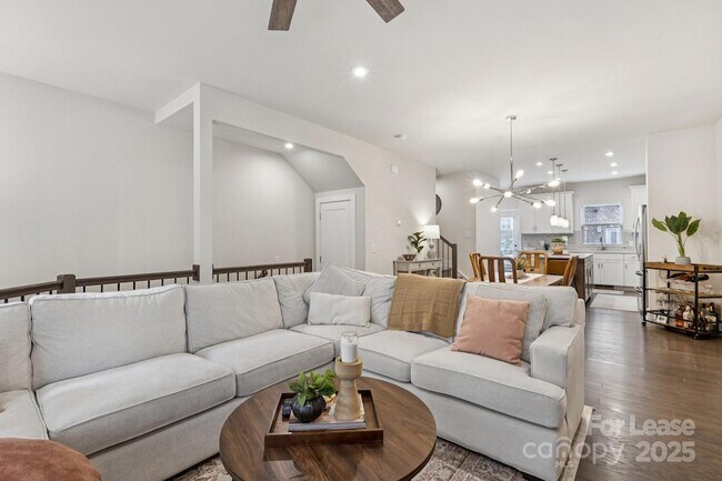 Building Photo - 12106 Brooklyn Ave