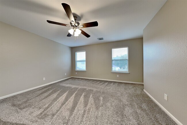 Building Photo - 29527 Legends Stone Dr