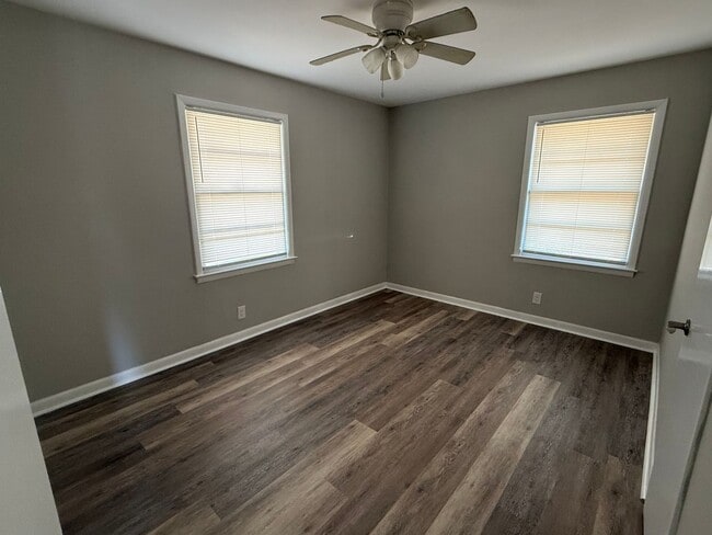 Building Photo - 468 Taylor St