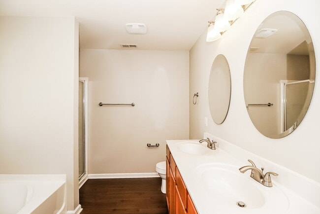 Building Photo - 9623 Paper Tree Rd