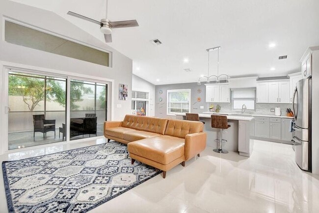 Building Photo - 22687 Royal Crown Terrace E