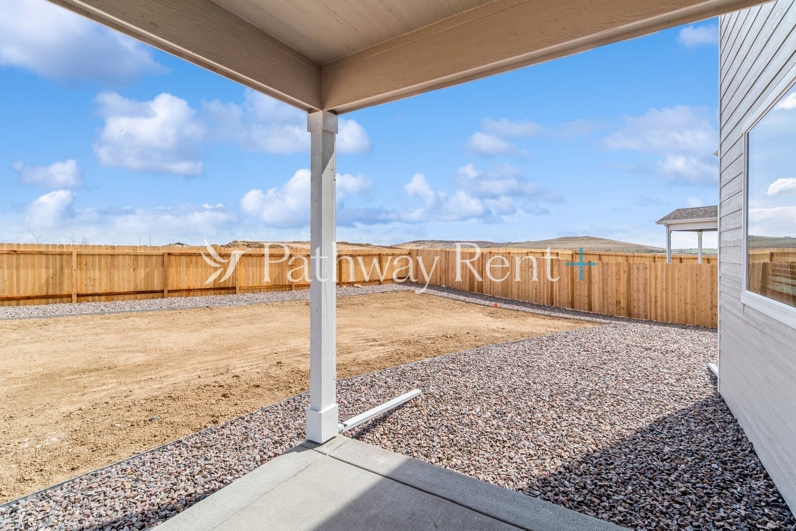 Building Photo - 9351 Yampa St