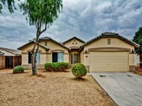 Building Photo - 2604 N 105th Dr