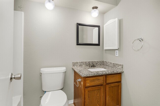 Building Photo - 22819 Capitol Landing Ln