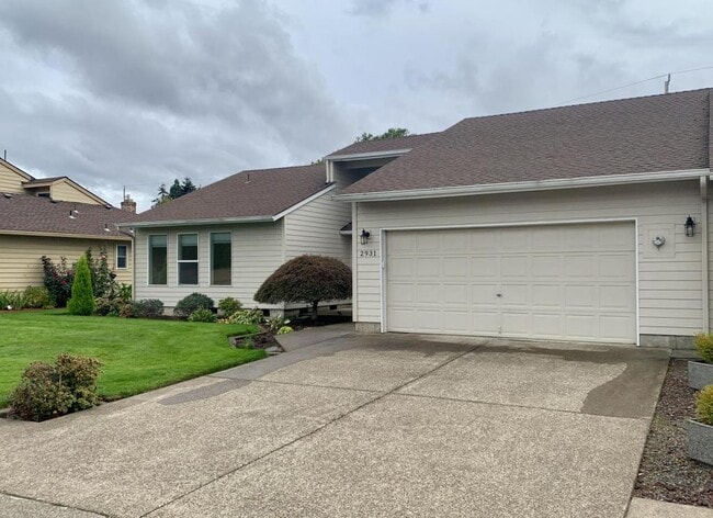 Building Photo - 2931 Cedarwood Ct SE