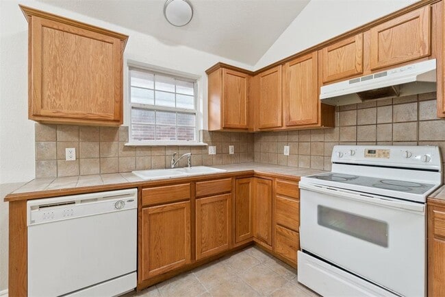 Building Photo - 12325 SW 6th St