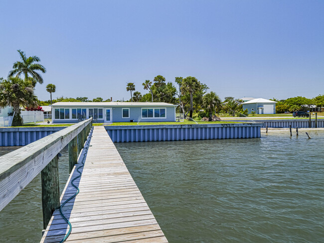 Building Photo - 13630 N Indian River Dr