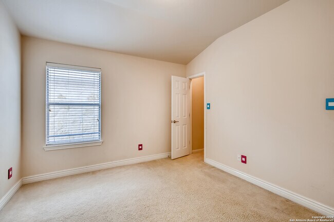 Building Photo - 14830 Wyoming Pass