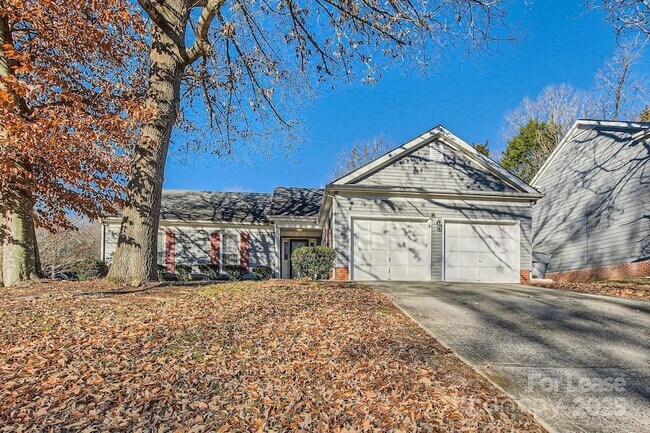Primary Photo - 7201 Canyon Dr