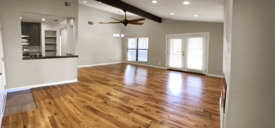 Building Photo - 6723 Eastridge Dr