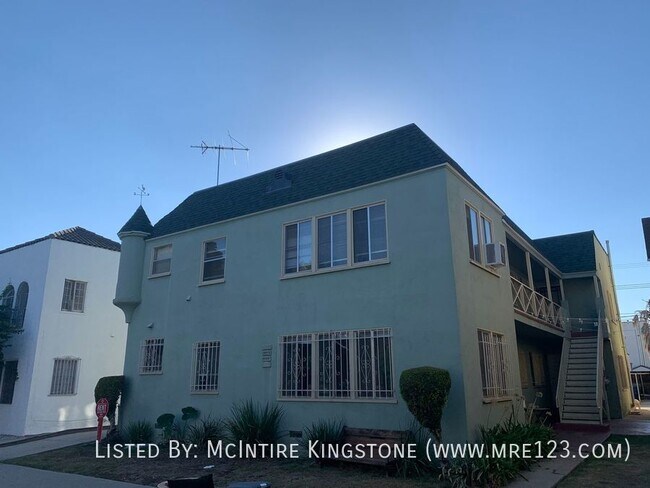 Building Photo - Beautiful 3BD/1BA in Los Angeles!