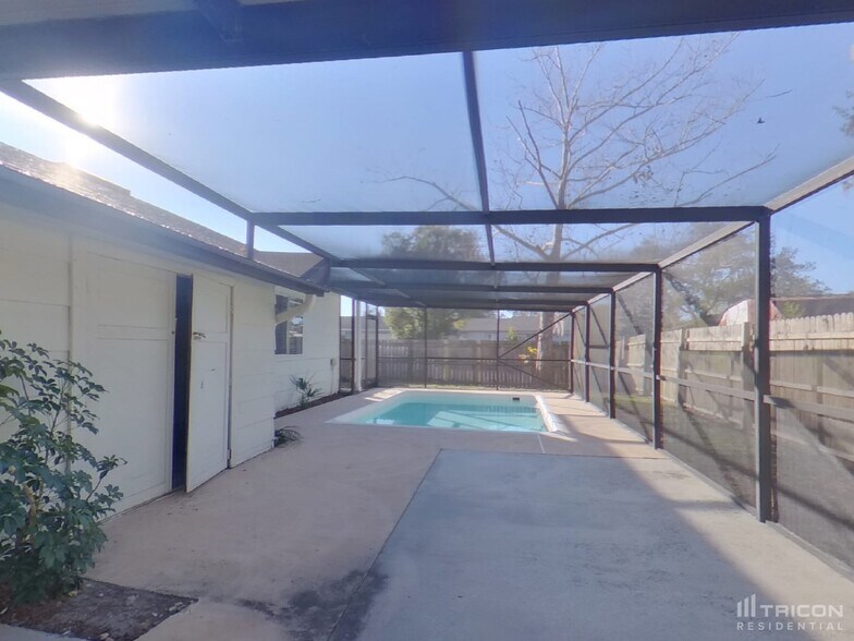 Building Photo - 191 Summerset Dr