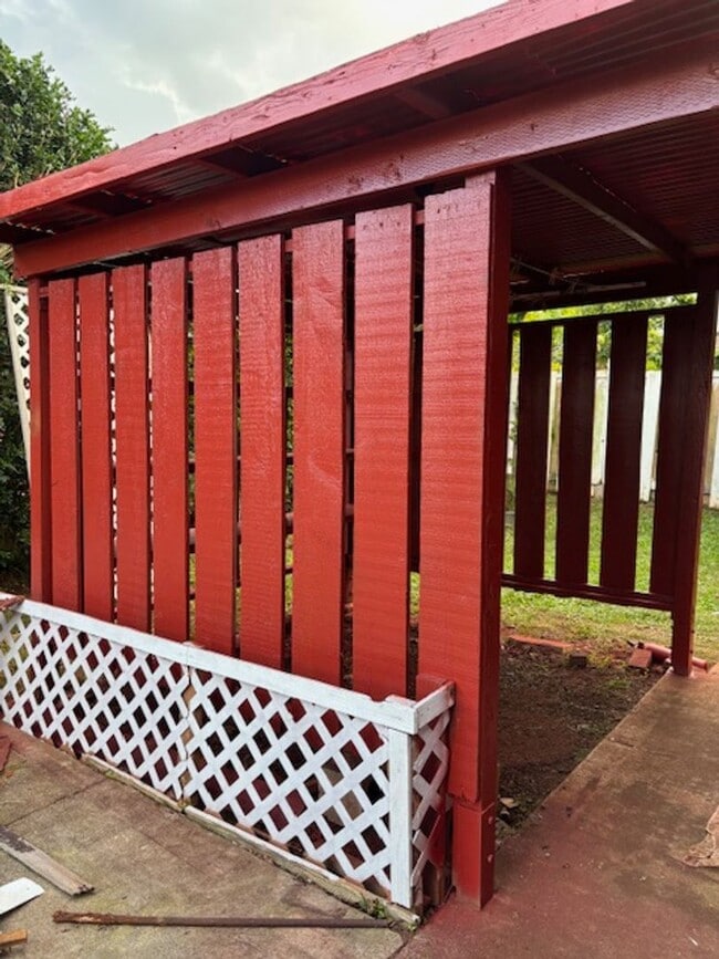 Building Photo - MILILANI