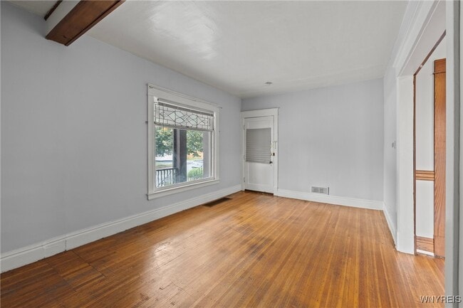 Building Photo - 106 Florence Ave