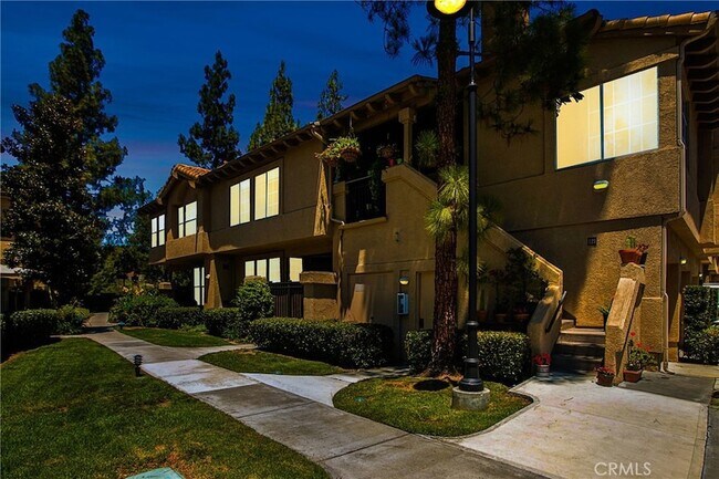 Building Photo - 123 Night Heron Ln