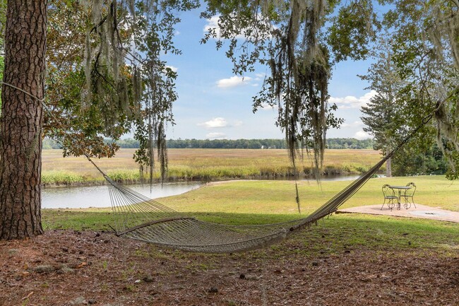 Building Photo - Gorgeous Furnished Estate on the Ashley River