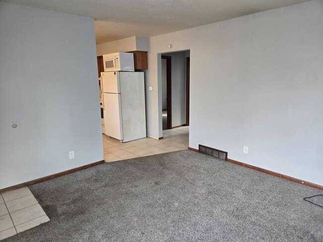 Building Photo - 2264 5th St SW