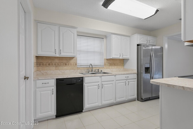 Building Photo - 403 Bridgetown Ct