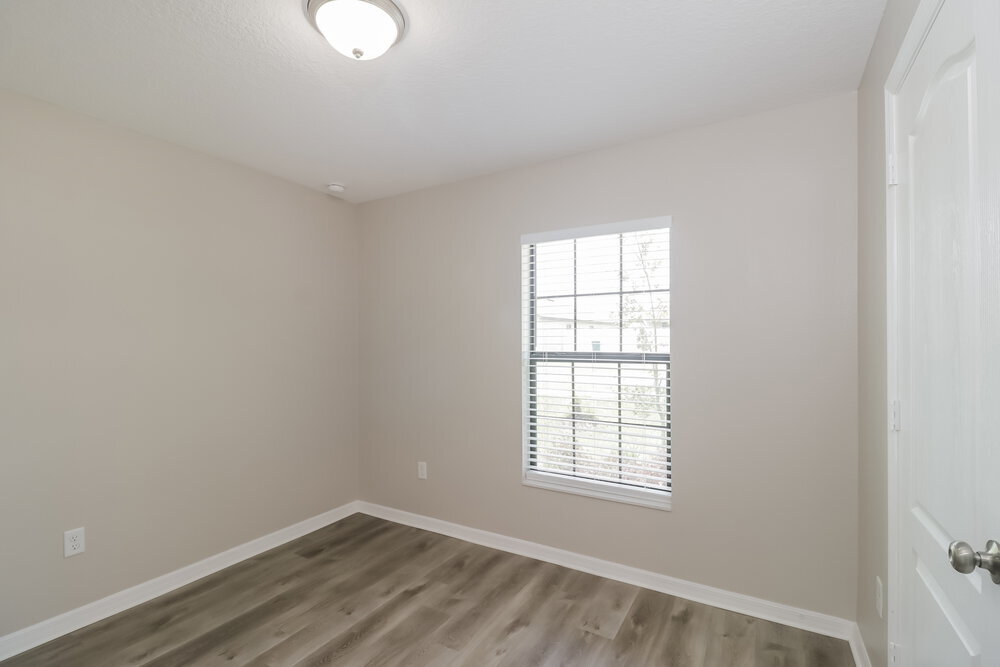 Building Photo - 7014 Redbay Dr