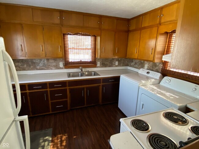 Building Photo - 1404 Walton St