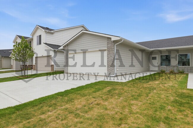 Building Photo - 150 N Gowen St