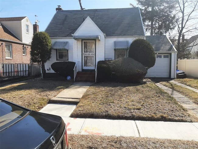 Primary Photo - 130-55 218th St