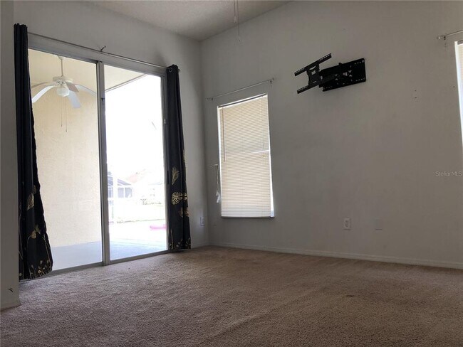 Building Photo - 2673 Chatham Cir
