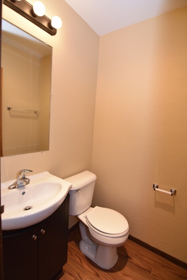 Building Photo - 121 Pheasant Trail