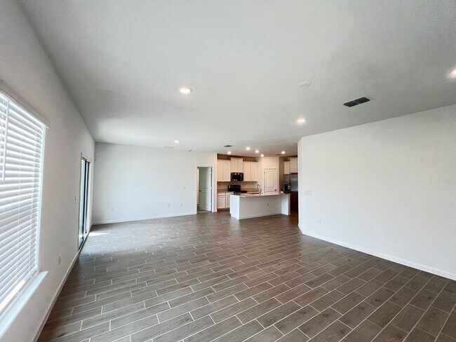 Building Photo - Awesome 3 BD/2BA Home in Beautiful Ocala!!!