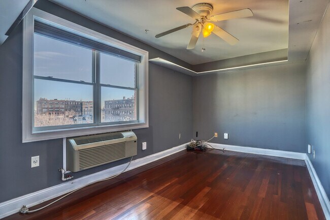 Building Photo - 1720 New York Ave