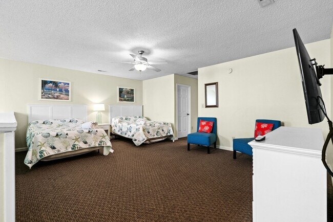 Building Photo - All Inclusive Seasonal Rental in Grand Pal...