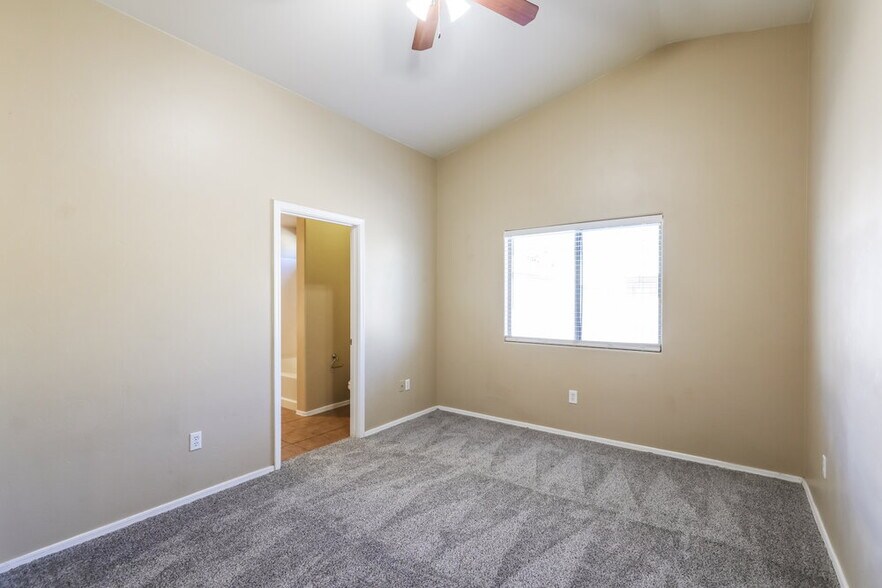 Building Photo - 7016 W Dupont Way