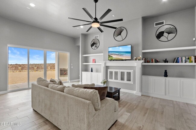 Building Photo - 7373 Cimarron Rim Dr