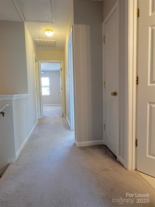 Building Photo - 12211 Stratfield Pl Cir