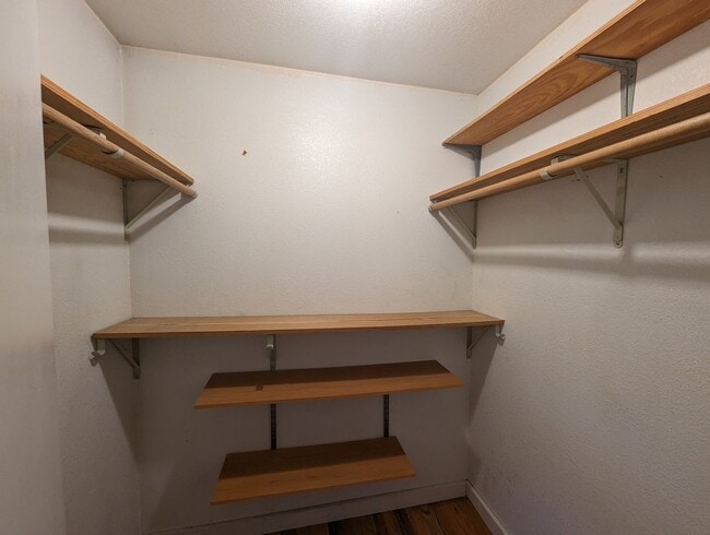 Building Photo - 4 Bedroom/2 Bathroom Home in Batesville