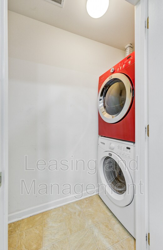 Building Photo - 8849 Jenny Lind St